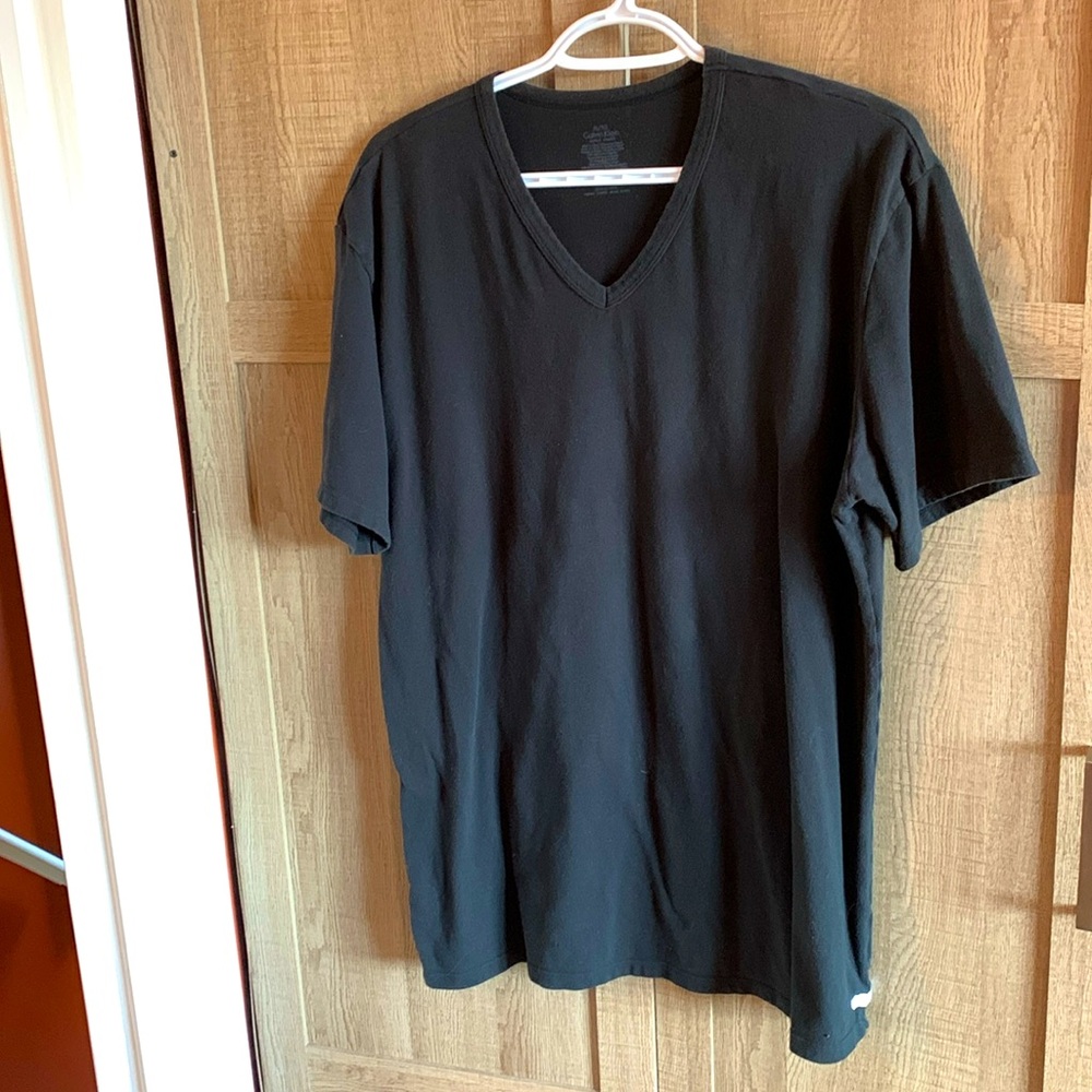 Black Calvin Klein t shirt